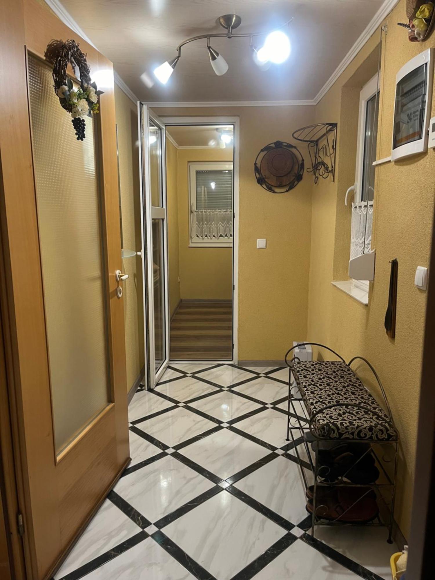Hotel Окремий Будинок-Апартаменти Rakoshyno Exteriör bild