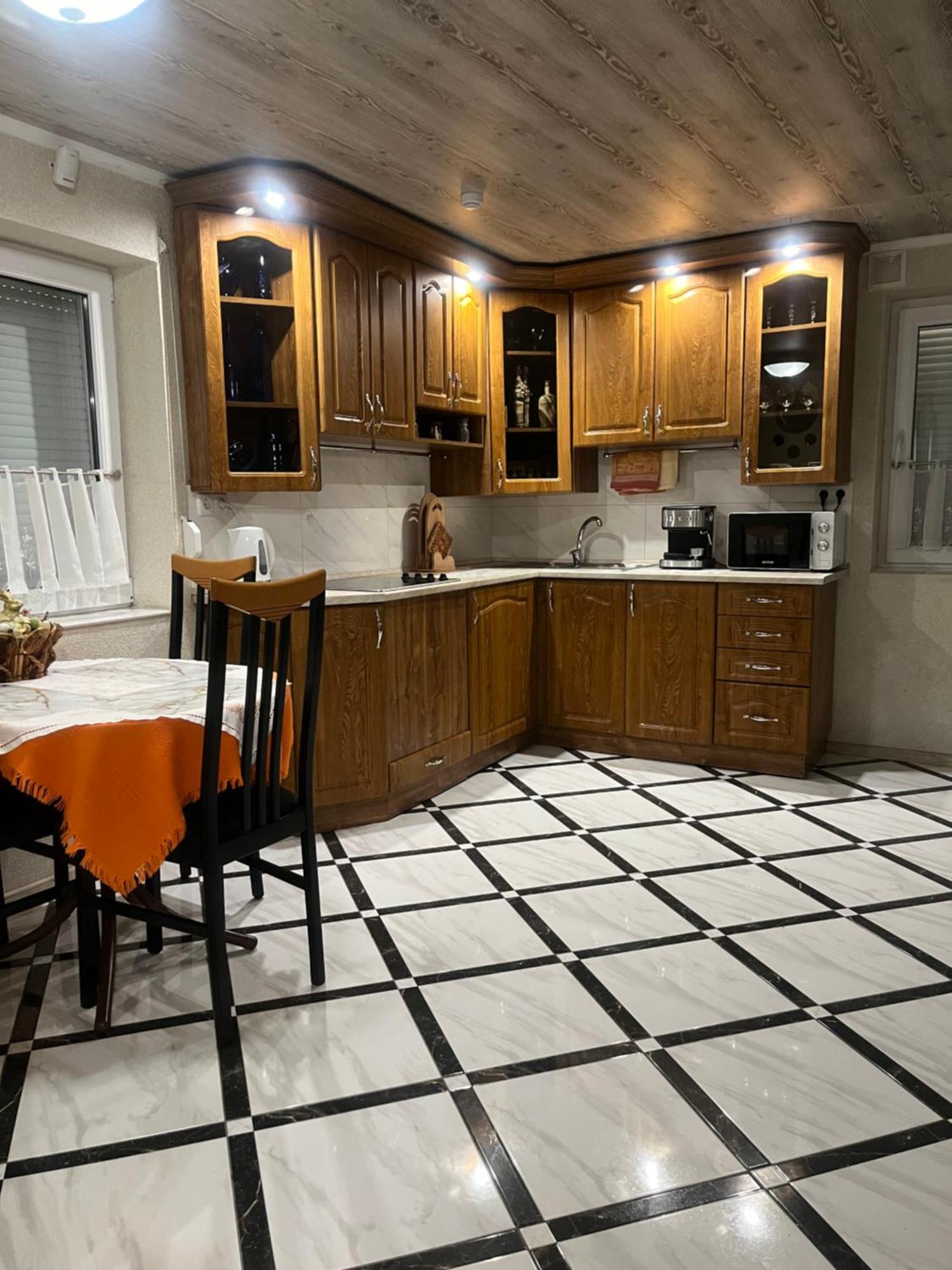 Hotel Окремий Будинок-Апартаменти Rakoshyno Exteriör bild